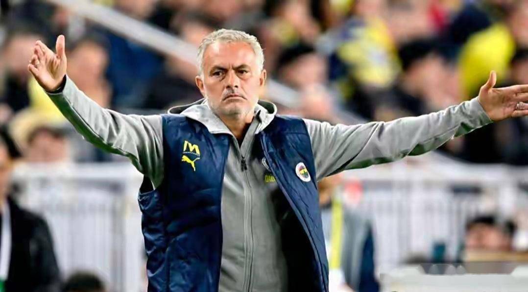 乐鱼-包含风云突变克里夫兰骑士转会期止住颓势，全明星赛版图或变，球迷炸锅，数据趋势出现新变化的词条