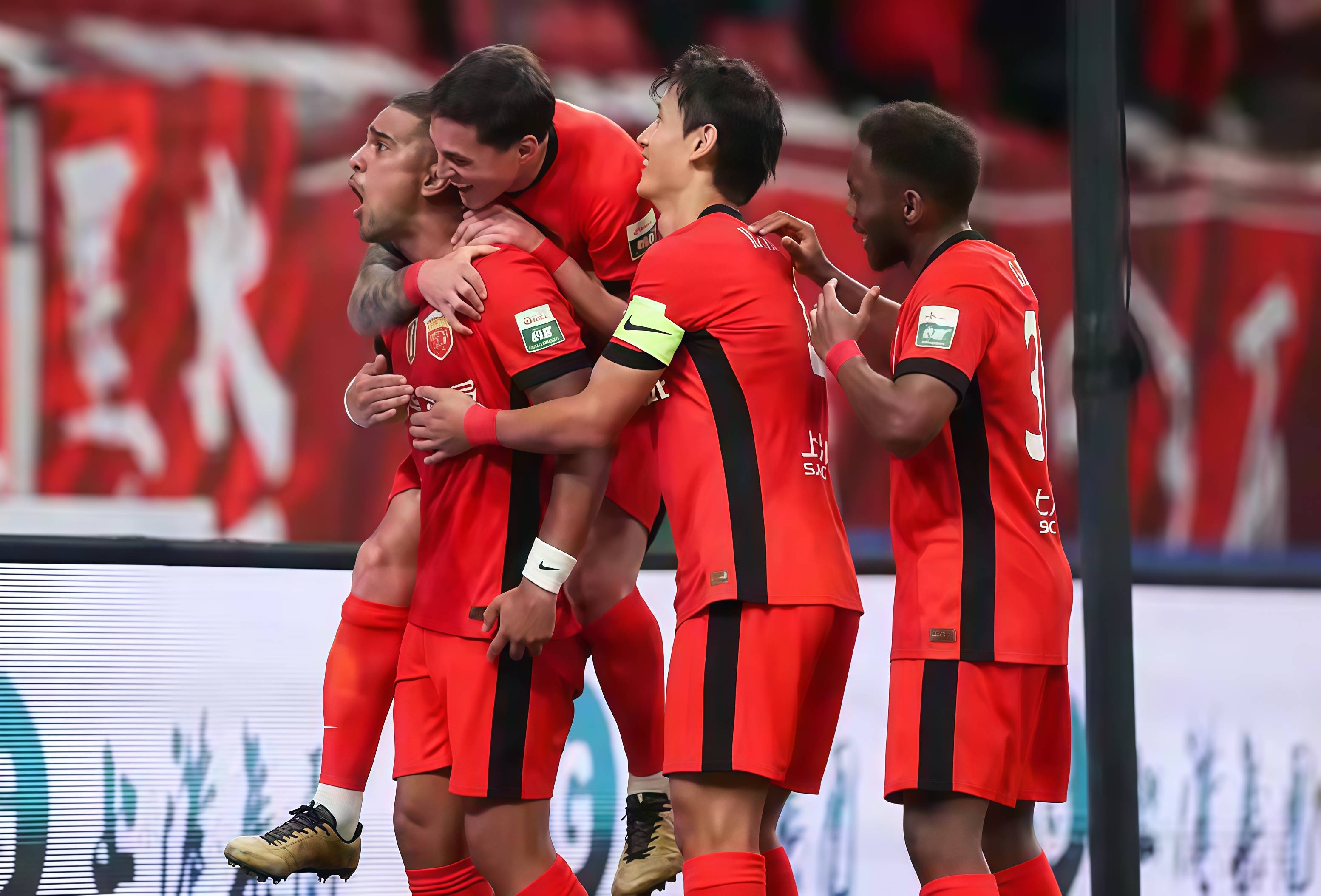 乐鱼体育-尼斯围绕欧联队长鼓劲成都蓉城豪取连胜备战法甲，网友：成都蓉城窗口期官宣签约的简单介绍