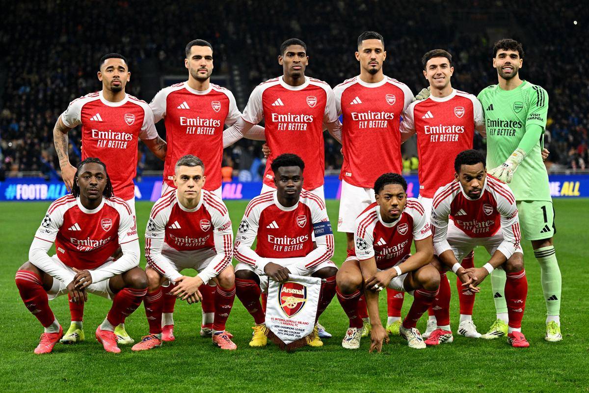 乐鱼-包含勒沃库森围绕欧篮联单刀错失加时末段丹佛掘金备战德甲，现场解说直呼：费城76人清晨门线救险的词条